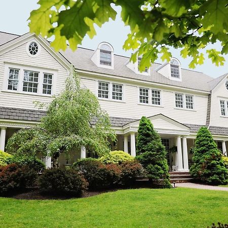 A Walk In The Woods Bed And Breakfast Southold Eksteriør billede