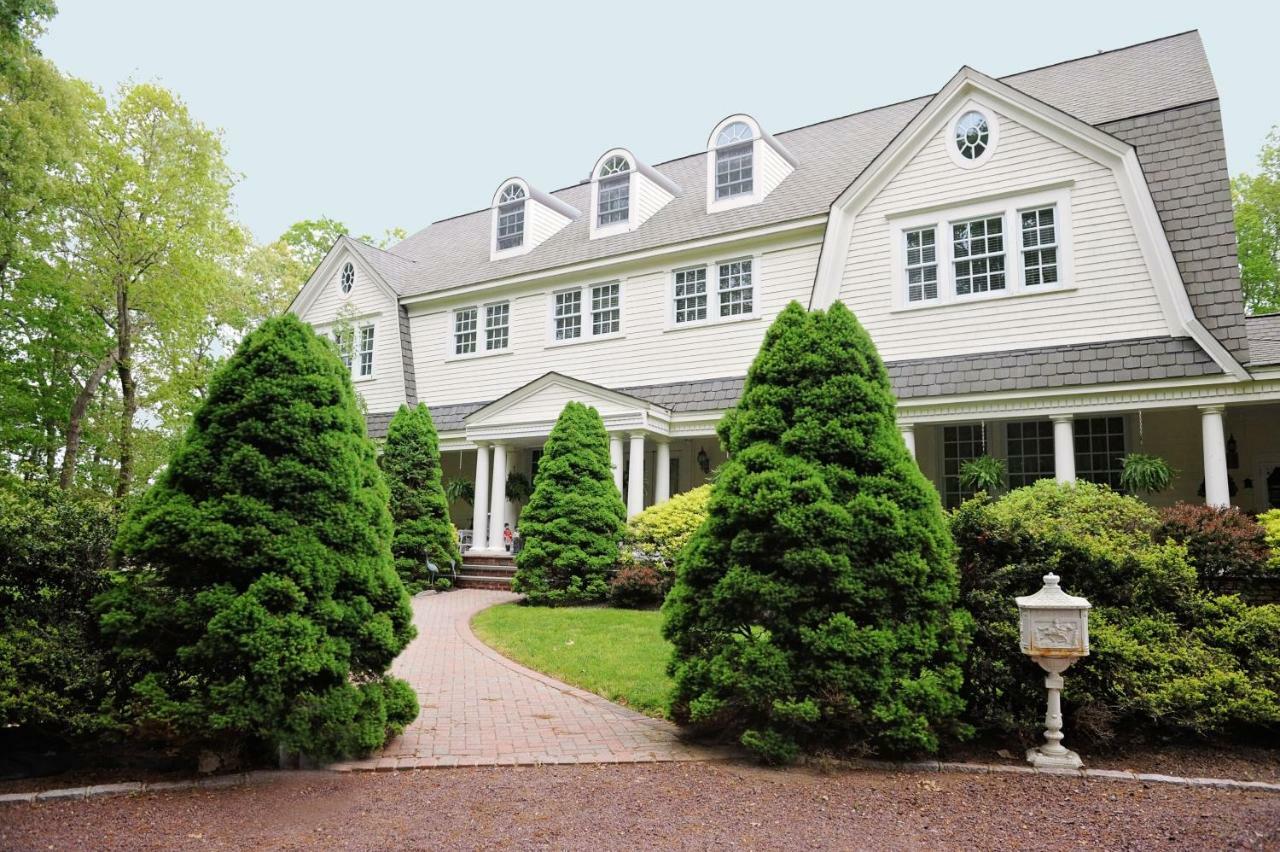 A Walk In The Woods Bed And Breakfast Southold Eksteriør billede