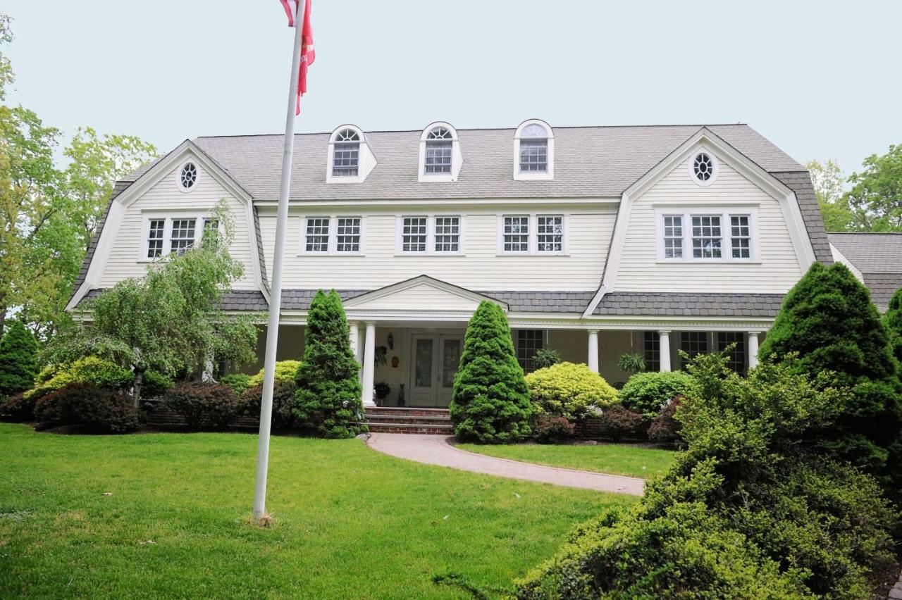 A Walk In The Woods Bed And Breakfast Southold Eksteriør billede